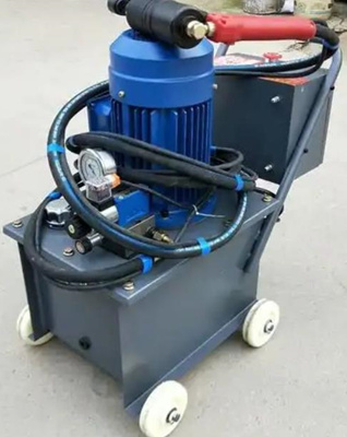 如何確保液壓鉚接機的鉚接質量？先選對設備！